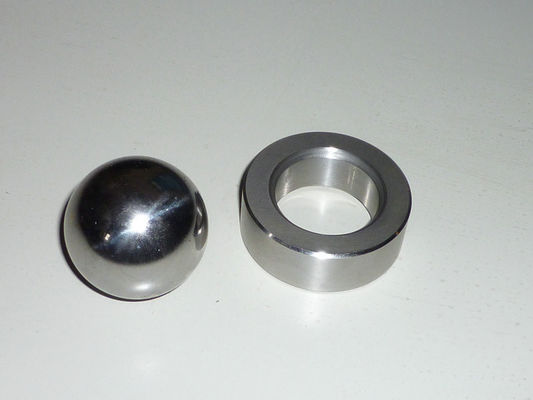 API 11AX VII-175 Boule de soupape au carbure de tungstène et siège de soupape pour des applications industrielles exigeantes