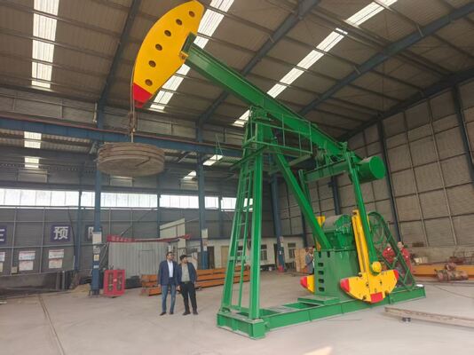 API 11E Standard Crank Balance Jack de pompe légère pour unité de pompage de champs pétrolifères